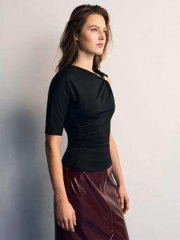 Топ с декоративным узлом / Zarina  фото 4