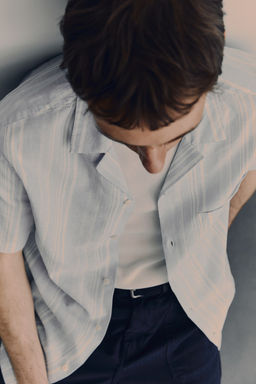 Camisa resort en mezcla de lino Regular Fit - H&m фото 5