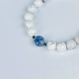 Браслет из Говлита и Содалита 18 см