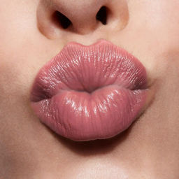 Увлажняющая кремовая губная помада Ultra Colour, 3.6 г