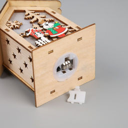 Ёлочная игрушка Олень, 11х9.5x6.8 см, 1 LED, от батареек, свечение тёплое белое - Luazon lighting фото 3