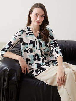 V Yaka Desenli Kad?n Bluz