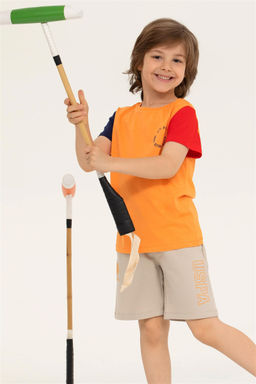 Детская оранжевая футболка с круглым вырезом Неожиданная скидка в корзине