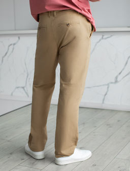 Брюки-чиносы Vilatte из хлопка с эластаном темно-бежевые  фото 4