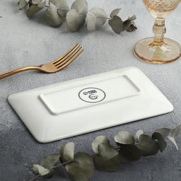 Блюдо керамическое «Орнамент», 20.5×12.5×1.8 см