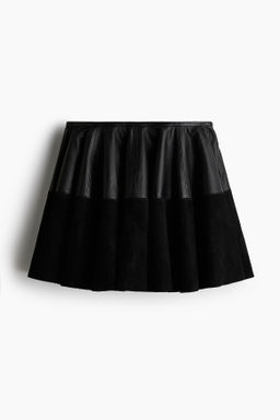 Minifalda circular de piel