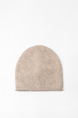 FINE KNIT RHINESTONE BEANIE HAT