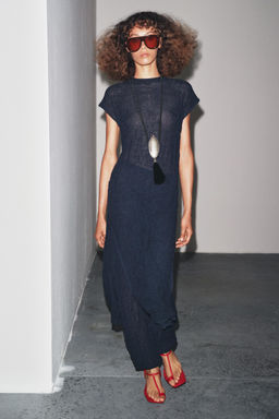 FINE KNIT CRINKLED MIDI DRESS - Zara фото 9