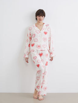 G?mlek Yaka Kalp Bask?l? Kad?n Pijama Tak?m?