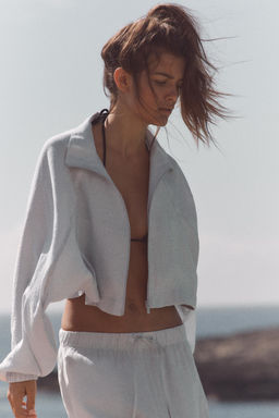 CHAQUETA CROP FLUIDA / Gris azul - Zara фото 4