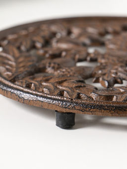 Сувенир чугун подставка "Жёлуди и дубовые листья" 18х18х1,5 см