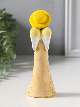 Сувенир полистоун "Малышка-ангел в желтой накидке и шляпке" 6х4,2х17 см