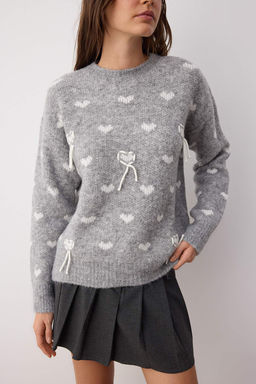 Gri Yun Kar?s?ml? Kalp Desenli Oversize/Genis Kal?p Triko Kazak TWOAW26KZ00018 - Trendyolmilla фото 3