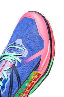 Кроссовки для трейлраннинга Синий/Розовый AG-
Saker 2-Ultra