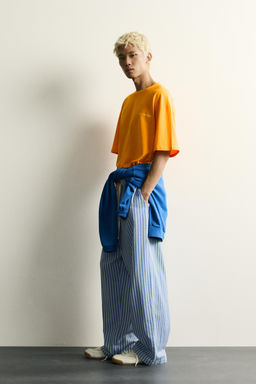 CAMISETA RELAXED FIT BORDADO COMBINADO / Naranja - Zara фото 4