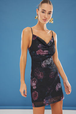 TRENDYOLMILLA Siyah Ask?l? Cicek Bask?l? Tul Degaje Yaka Skater/Belden Ac?lan Mini Orme Elbise TWOSS25EL00380  фото 2