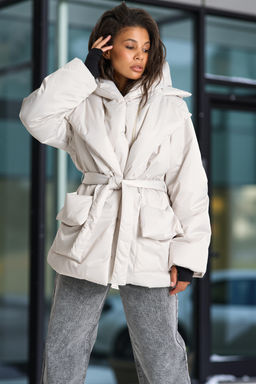 Куртка утепленная со съемным капюшоном жемчужная