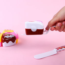 Игровой набор посуды детский Чаепитие, тортик и 2 столовых прибора, с книгой рецептов, WINX фото 4