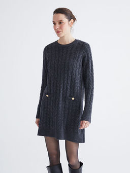 Bisiklet Yaka Kendinden Desenli Mini Triko Elbise