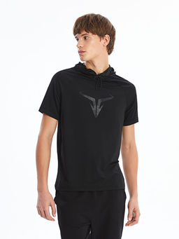 Kap??onlu K?sa Kollu Bask?l? Erkek Ti??rt