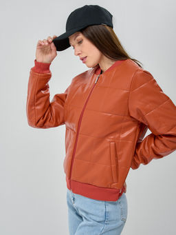 Бомбер стеганый из эко-кожи OD-652-2 - Tantino фото 4