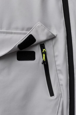 WATER-RESISTANT AND WINDPROOF KANGAROO JACKET RECCO® SYSTEM SKI COLLECTION - Zara фото 6