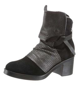 Полусапожки, черные