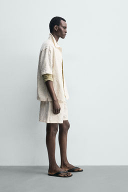 BERMUDA JACQUARD TEXTURA / Crudo
