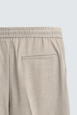 PANTAL?N CINTURA JOGGER CONFORT / Beige vigor?