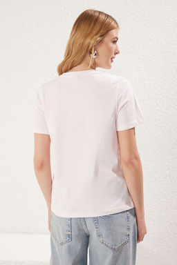 Trendyolmilla Ekru %100 Pamuk Regular/Normal Kal?p Slogan Bask?l? Orme T-Shirt TWOSS25TS00047 фото 5