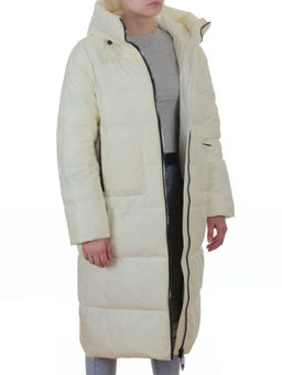 H-2209 MILK/WHITE Пальто зимнее женское (200 гр. холлофайбер)