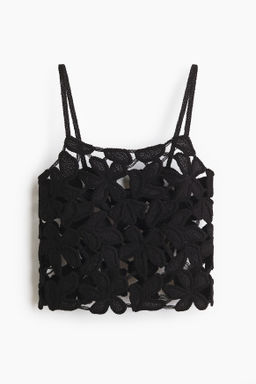 Top efecto crochet con tirantes finos