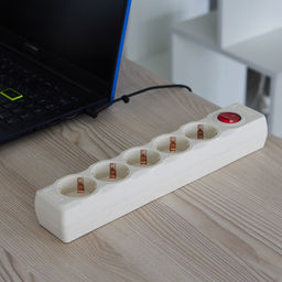 S-GSU5-3 IVORY Cетевой фильтр серии Universal, 3м (Пвс 3*0,75), 5 гнезд, с/з. 10А. Защита от перенапряжения, короткого замыкания. TM Uniel.