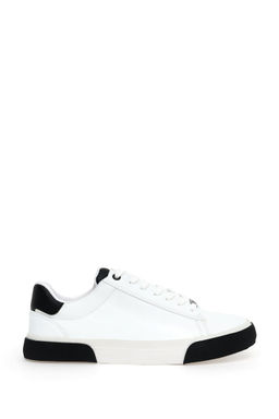 Мужская белая спортивная обувь Неожиданная скидка в корзине