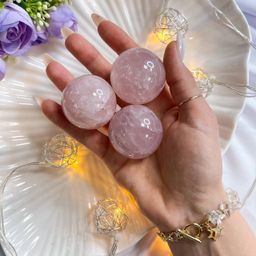 Шар из мадагаскарского Розового кварца