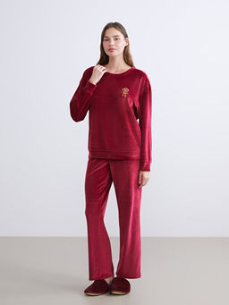 Bisiklet Yaka Nak??l? Kad?n Kadife Pijama Tak?m?