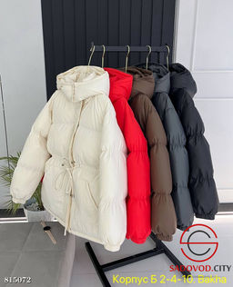 Куртка с капюшоном и регулируемой талией