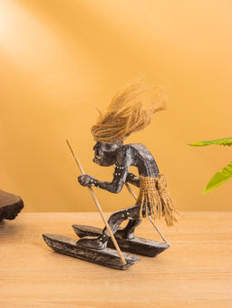 Сувенир «Абориген лыжник», 13×13×6.5 см, дерево