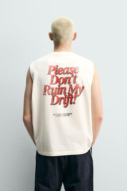 CAMISETA TANK ESTAMPADO C?MIC / Crudo