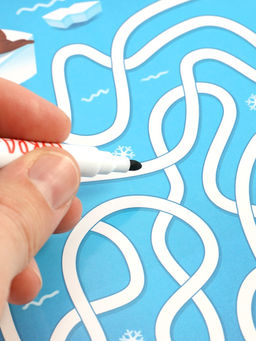 Книга «Многоразовые лабиринты», с маркером, 40 стр.