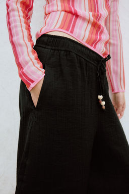 PANTAL?N BARREL R?STICO / Negro - Zara фото 5