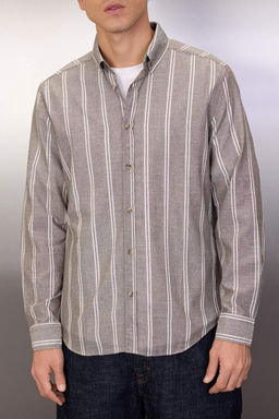 TRENDYOL MAN Beyaz Slim Fit Dugmeli Yaka Ince Cizgili Gomlek TMNSS20GO0092 - Trendyolmilla фото 49