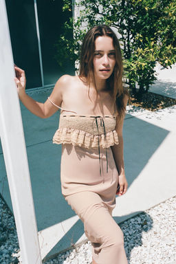 EMBROIDERED DRESS WITH CONTRAST BOW