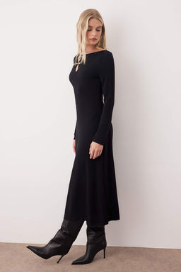 Siyah Aksesuar Detayl? Bodycon Maxi Esnek Orme Elbise TWOAW26EL00209 - Trendyolmilla фото 2