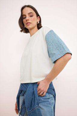 Ekru Denim Dokuma Detayl? Regular/Normal Kal?p Orme T-Shirt TWOSS26TS00223 - Trendyolmilla фото 2