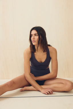 Sujetador de deporte con SoftMove Medium Support - H&m фото 9