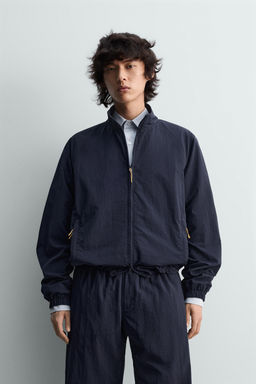 LIMITED EDITION LIGHTWEIGHT TECHNICAL JACKET - Zara фото 11