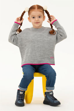 Серый меланжевый свитер для девочки Скидка 20% в корзине
