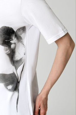 Арт. 31163 Футболка женская  44-50 (4 шт) Цвет:белый