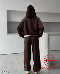 Костюм спортивный женский